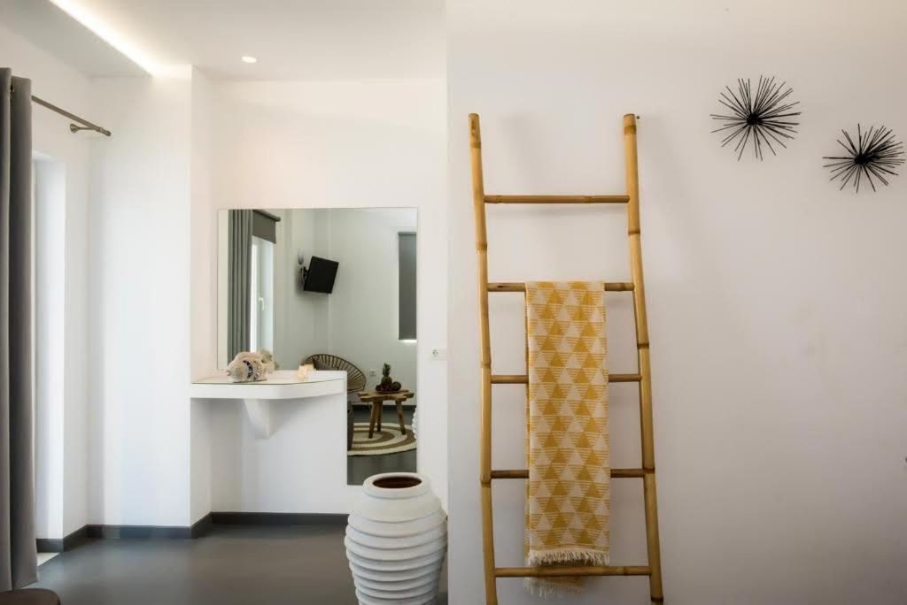 Jonaz Rooms & Suites Ornos (Mykonos) Ngoại thất bức ảnh